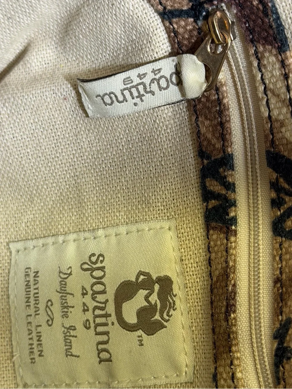 Spartina 449 shoulder hobo‎ bag brown and black botanical tapestry design.